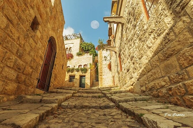 Beirut, Beiteddine & DeirElQamar Day Trip-With Lunch(4G on Board) - Deir El Qamar’s old souks and religious buildings