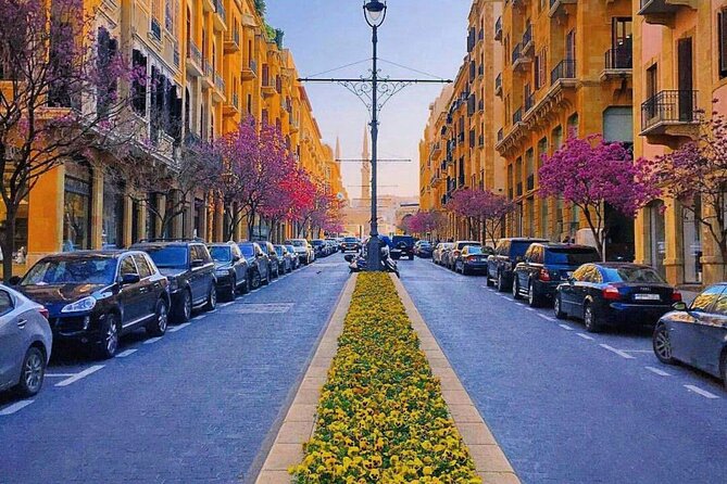 Beirut Walking Tour - Discover Beirut by foot - Saint George Cathedral and the old Christian quarter