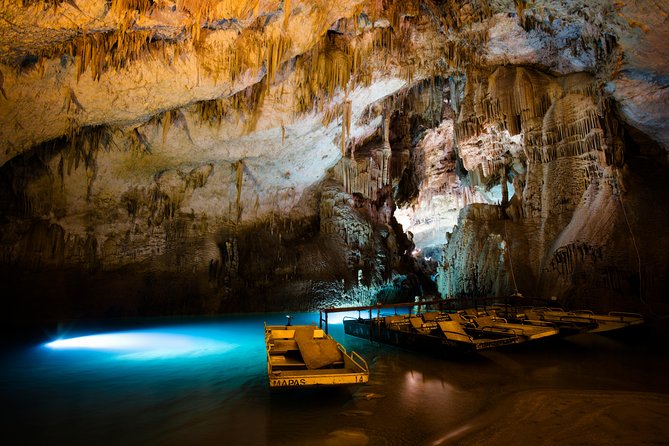 Jeita Grotto - Harissa - Byblos Tour (All Inclusive) - The guide can shape the whole day