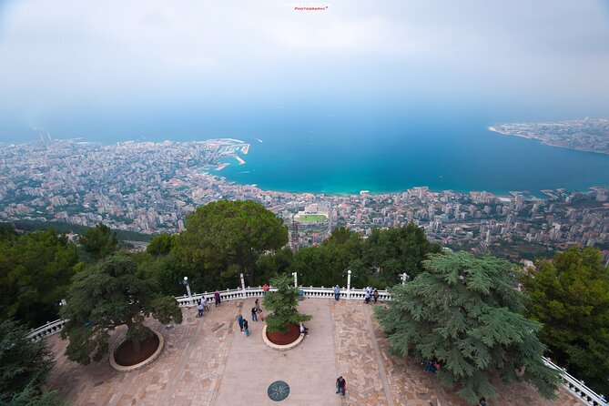 Lebanon's Treasures: Jeita Grotto and Harissa Private Tour - Riding the Harissa Teleferique