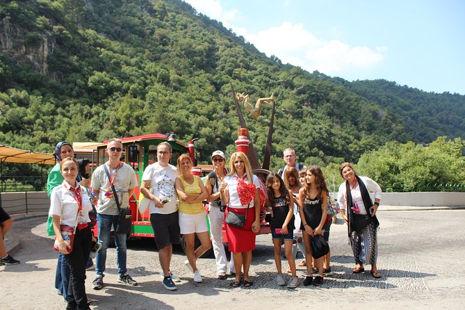 Lebanon Tour Jeita-Harissa & Byblos w/pickup,lunch,entries +guide - Harissa and the cable car above Jounieh Bay