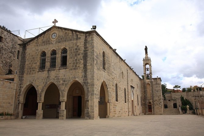 Private Guided Tour of Beiteddine and Deir el Qamar - Beiteddine village and the Chahab story
