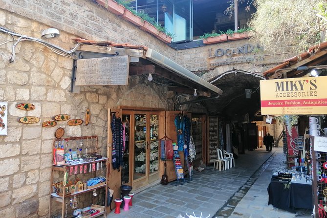 PRIVATE tour to Jeita Grottos, Harissa Shrine & Byblos City - Who should book this tour?